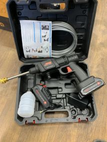 Мойка высокого давления Даджет AquaGun беспроводная мойка с работой от аккумуляторных батарей