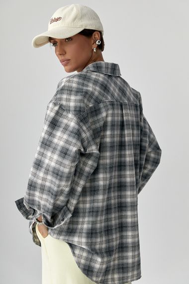 Вільна сорочка в клітинку з накладною кишенею - сірий цвет, M (є розміри) | Зображення 1