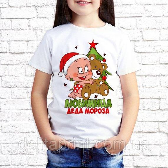 Футболка з новорічним принтом для дітей "Помічниця Діда Мороза" НГ22