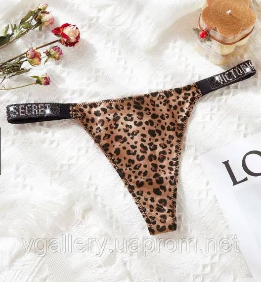 Подарочный Набор женских стрингов Victoria`s Secret (3 шт) стринги со стразами в брендовой коробке Леопардовый/Черный/Бежевый, M