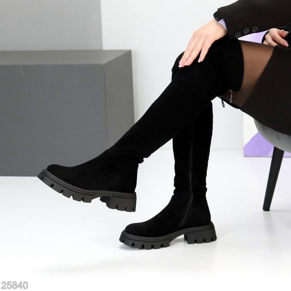 Високі замшеві чорні чоботи ботфорти блискавка по всій довжині 39