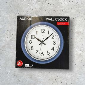 Безшумний настінний годинник на батарейці Auriol