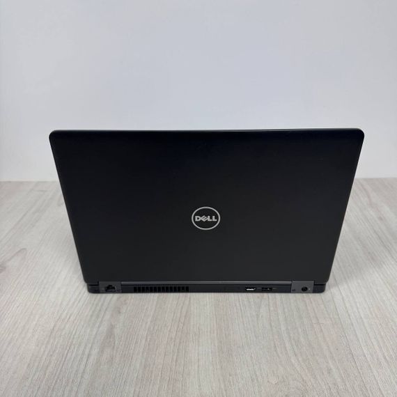 Ультрабук Б-клас Dell Latitude 5480 / 14" (1920x1080) IPS / Intel Core i7-7820HQ (4 (8) ядра по 2.9 - 3.9 GHz) / 8 GB DDR4 / 128 GB SSD M.2 / nVidia GeForce 930MX, 2 GB DDR3, 64-bit / WebCam б/в | Зображення 2