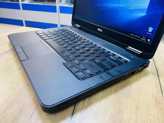 Ноутбук Dell Latitude E5440 14 Intel Core I5 4300U / 4GB / 500GB HDD | Зображення 2