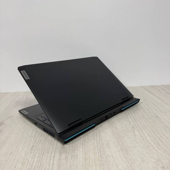 Ігровий ноутбук Lenovo IdeaPad Gaming 3 15ARH7 / 15.6" (1920x1080) IPS / AMD Ryzen 5 6600H (6 (12) ядер по 3.3 - 4.5 GHz) / 16 GB DDR5 / 256 GB SSD / nVidia GeForce RTX 3050, 4 GB GDDR6, 128-bit / WebCam б/в | Зображення 6