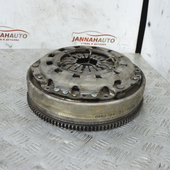 Комплект зчеплення 2.0 BMW N43 E87 E90 E91 E92 E93 2004-2013 Маховик демпфер БМВ е87 е90 е91 7594444