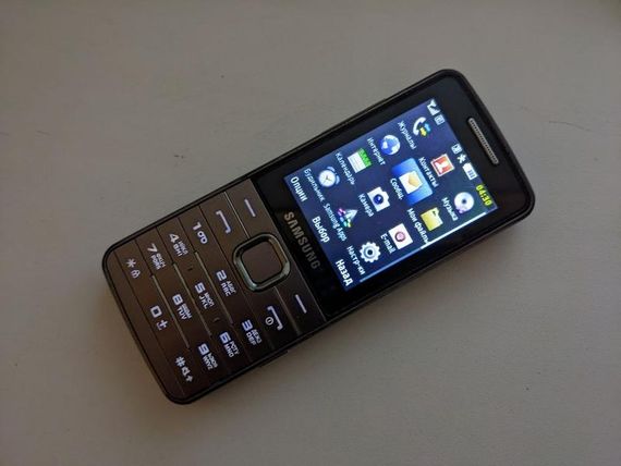 Кнопковий телефон samsung s5610 бу