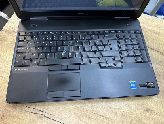 Ноутбук  Dell latitude E5540 15.6" HD intel i7 4600U/16Gb/256 SSD/Nvidia 720M Б/В | Зображення 2