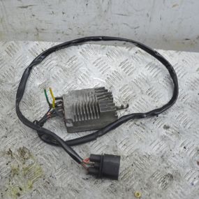 Блок керування вентилятором 2.5 TDI Audi A4 B6 2000-2007 Модуль вентилятора Ауді а4 б6 8E0959501F