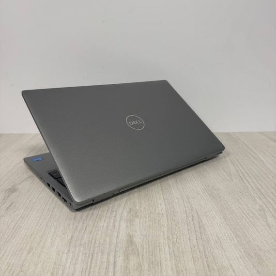 Ультрабук Dell Latitude 5520 / 15.6" (1920x1080) IPS / Intel Core i5-1145G7 (4 (8) ядра по 4.4 GHz) / 8 GB DDR4 / 256 GB SSD / Intel Iris Xe Graphics / WebCam б/у | Зображення 6