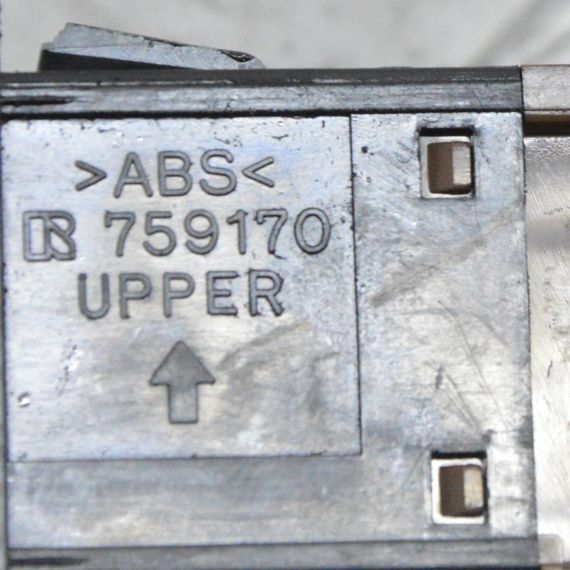 Кнопка заглушка консолі Mazda 5 2005-2010 Заглушка торпедо Мазда 5 759170 | Зображення 2