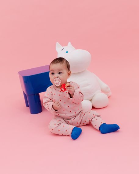 Пустушка Bibs x Moomin Colour кругла 0-6 міс Candy Apple  2 шт в уп. | Зображення 3