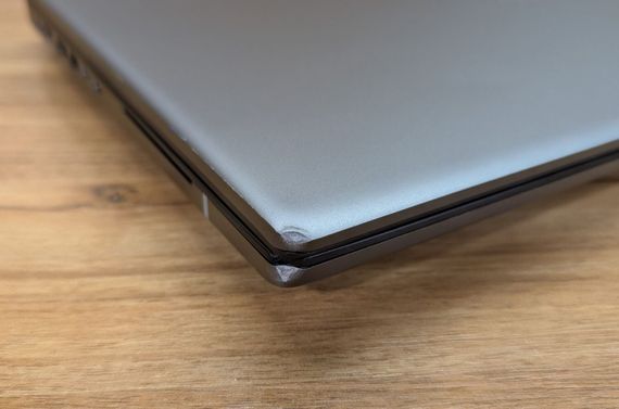 Мобильная рабочая станция Б-класс Dell Precision 7780 / 17.3" (3840x2160) IPS / Intel Core i9-13950HX (24 (32) ядра по 2.2 - 5.5 GHz) / 64 GB DDR5 / 1000 GB SSD / nVidia RTX 3500 Ada, 12 GB GDDR6, 192-bit / WebCam / Windows 11 б/у + Подарок Мышь / USB | Зображення 2