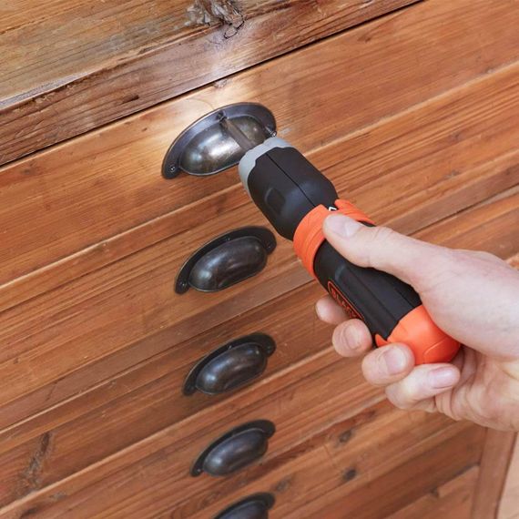 Отвертка аккумуляторная BLACK+DECKER BCF601C | Зображення 4