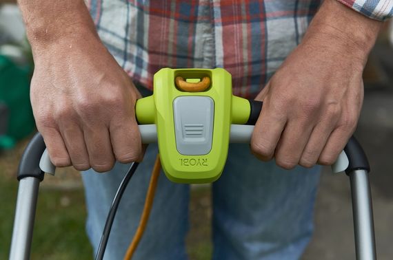 Газонокосарка Ryobi RLM13E33S 1300Вт EasyEdge | Зображення 5