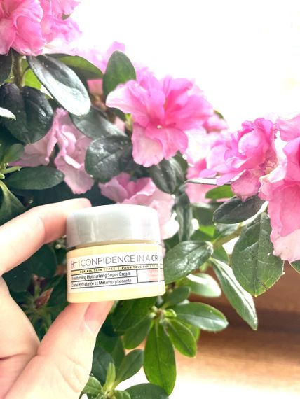 Антивіковий зволожуючий крем IT Cosmetics confidence in a cream hydrating moisturizer