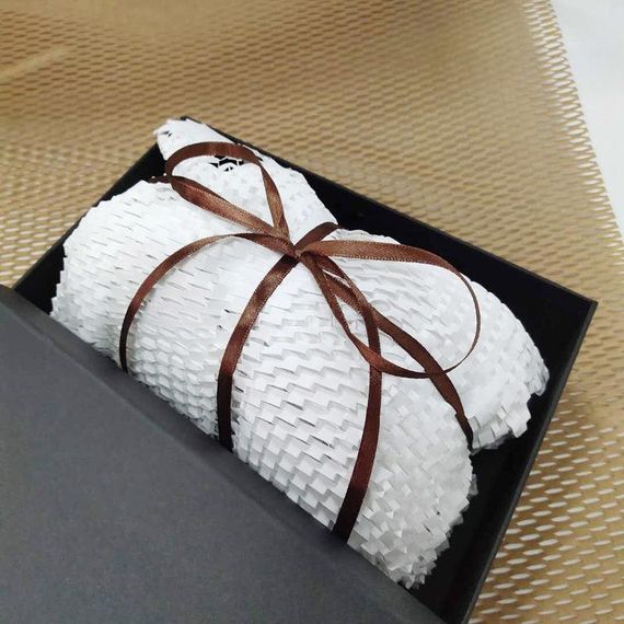 Cотовая крафт-бумага PaperPack, рулон - 30 см х 50 м, белая | Зображення 6