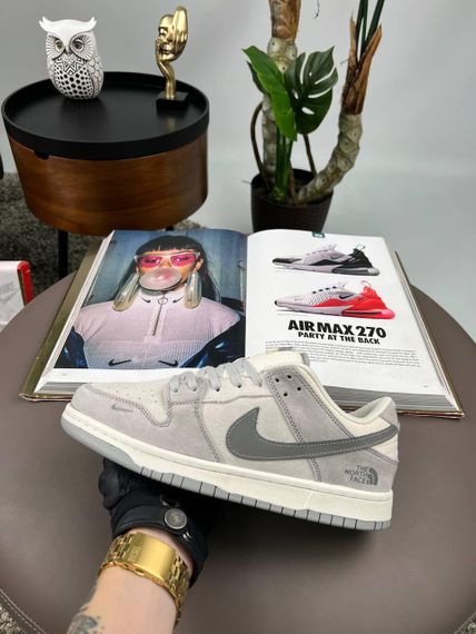 Чоловічі кросівки SB  Dunk  Low x The North Face Grey White  , В'єтнам | Зображення 7