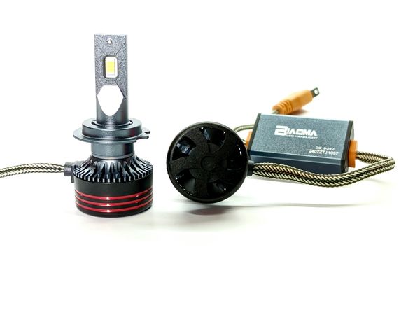 Комплект світлодіодних ламп M8 PRO H7 (PX26d) 55W Canbus 6000K 12000Lm 12/24V | Зображення 1
