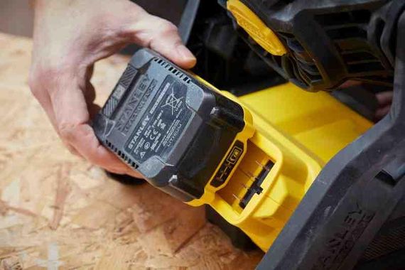 Повітродувка-вентилятор акумуляторний STANLEY FATMAX SFMCE001B | Зображення 9
