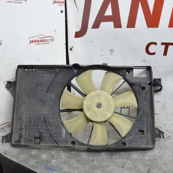Вентилятор основного радіатора Mazda 5 2005-2010 Вентилятор радіатора Мазда 5 1680004850