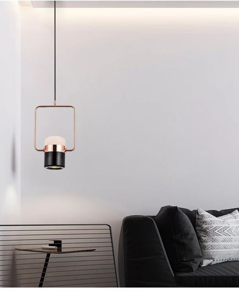 Люстра світлодіодна підвісна LED світильник для квартири на стелю лед 26150 Золото 22-100х19х19 см. | Зображення 2