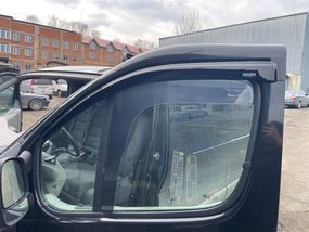 Вітровики (2 шт, Niken) для Renault Trafic 2001-2015 рр