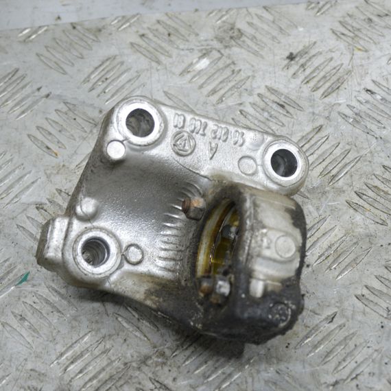 Кронштейн підвісного підшипника півосі 1.6 HDI Citroen C3 Picasso 2009-2016 Опора півосі Сітроен 9680276880 | Зображення 2