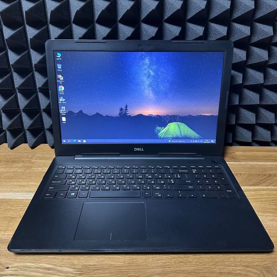 Ноутбук Б-класс Dell Latitude 3590 / 15.6" (1920x1080) IPS / Intel Core i5-10210U (4 (8) ядра по 1.6 - 4.2 GHz) / 16 GB DDR4 / 256 GB SSD / Intel UHD Graphics 620 / WebCam б/у | Зображення 1