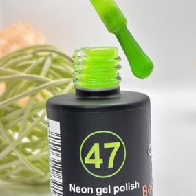 Гель-лак для ногтей Bee Nails 047 (неоновый салатовый) 8мл