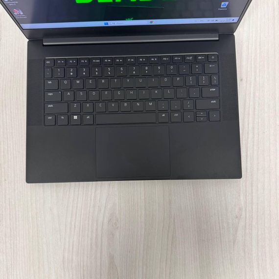 Ноутбук Razer Blade 14 RZ09-0427 14.0 2K IPS 165Hz Ryzen 9 6900HX 16Gb SSD1Tb NVMe RTX3070Ti-8Gb Б/В | Зображення 1