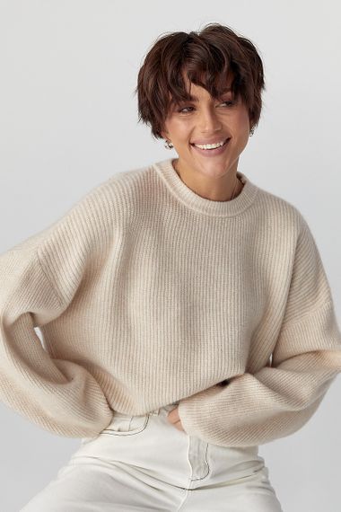 В'язана жіноча укорочена кофта - бежевий цвет, ONE SIZE (є розміри) | Зображення 4