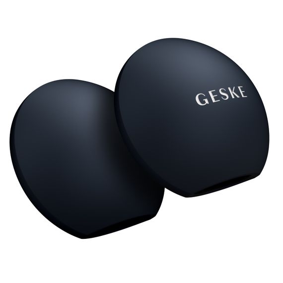 Пристрій для збільшення обʼєму губ GESKE Lip Volumizer&Booster 4в1 Small black | Зображення 5