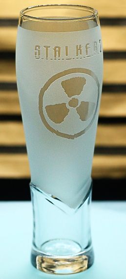 Бокал для пива сока воды 440 мл с гравировкой  игры  Сталкер 2 S.T.A.L.K.E.R. 2 матовое стекло подарок фанату | Зображення 1