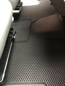 Коврики EVA (черные, передние, для 1-20241) для Volkswagen T5 Caravelle 2004-2010 гг