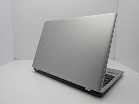 Нетбук Acer Aspire V5-112 / 11.6" (1366x768) TN Touch / AMD A4-1250 (2 ядра по 1.0 GHz) / 6 GB DDR3 / 160 GB HDD / AMD Radeon HD 8210 Graphics / WebCam б/в | Зображення 7