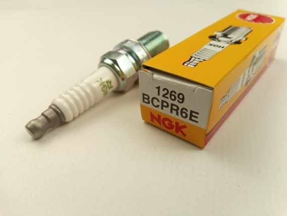 Свічка запалювання NGK BCPR6E/1269 ВАЗ 2112 | Зображення 2