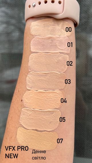 Тональная основа Farmasi VFX PRO Camera Ready Foundation 05 Porcelain 30 мл | Зображення 4