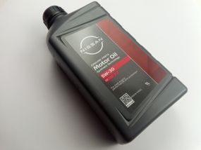 Олива моторна 5W-30 синтетична NISSAN Motor Oil C3 1 л (KE900-91033)