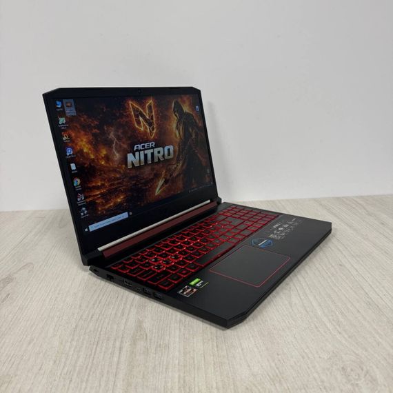 Игровой ноутбук Acer Nitro 5 AN515-43 / 15.6" (1920x1080) IPS / AMD Ryzen 5 3550H (4 (8) ядра по 2.1 - 3.7 GHz) / 8 GB DDR4 / 512 GB SSD / nVidia GeForce GTX 1650, 4 GB GDDR6, 128-bit / WebCam б/у | Зображення 3
