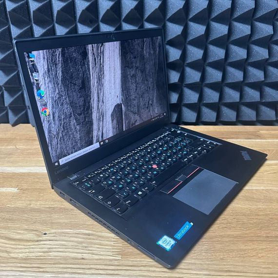 Ноутбук Б-класс Lenovo ThinkPad T460s / 14" (2560х1440) IPS / Intel Core i5-6300U (2 (4) ядра по 2.4 - 3.0 GHz) / 8 GB DDR4 / 256 GB SSD / Intel HD Graphics 520 / WebCam б/у | Зображення 2