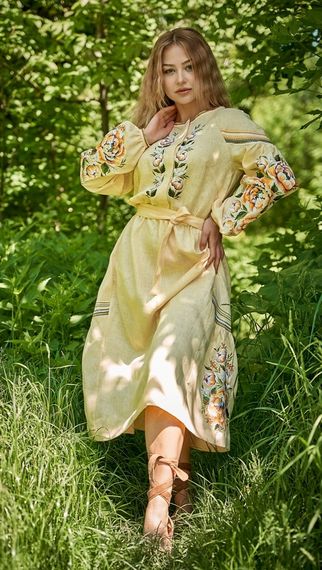 Платье  вышиванка  лен миди