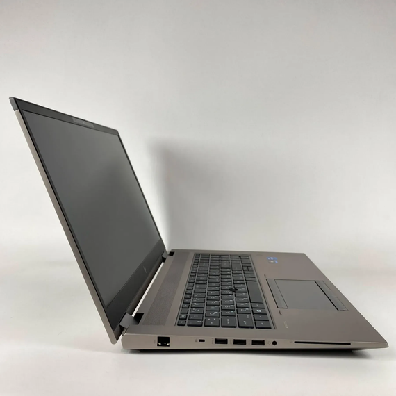 Мобільна робоча станція Б-клас HP zBook Fury 15 G8 / 15.6" (1920x1080) IPS / Core i7-11800H (8 (16) ядер по 2.3 - 4.6 GHz) / 16 GB DDR4 / 512 GB SSD / Quadro T1200, 4 GB GDDR6 / WebCam / TouchID б/в + Подарунок Бездротова миша / USB | Зображення 3