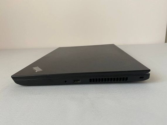 Ноутбук Б-класс Lenovo ThinkPad L580 / 15.6" (1366x768) TN / Intel Core i5-8250U (4 (8) ядра по 1.6 - 3.4 GHz) / 8 GB DDR4 / 500 GB SSD / Intel UHD Grphics 620 / WebCam б/у | Зображення 4