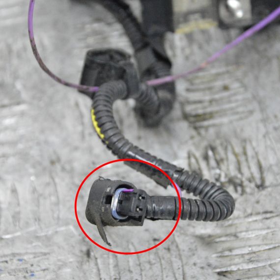 Блок запобіжників Ford Fiesta VII 2008-2017 Проводка двигуна Форд Фієста 7 K7005 | Зображення 1