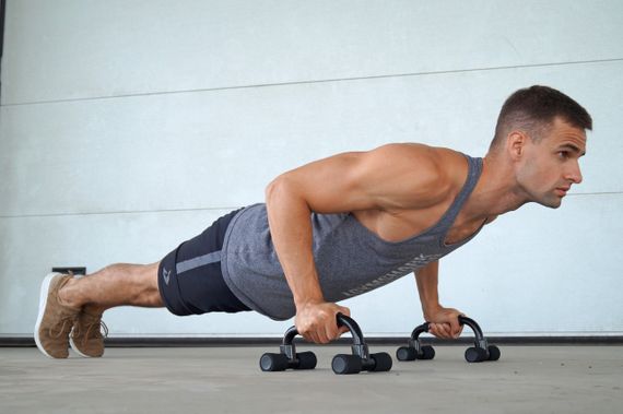 Упори для віджимань PowerPlay 4316 Push Up Bars пластикові (Скошені) | Зображення 4
