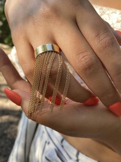 Кольцо из желтого золота с цепочками 19 | Зображення 1