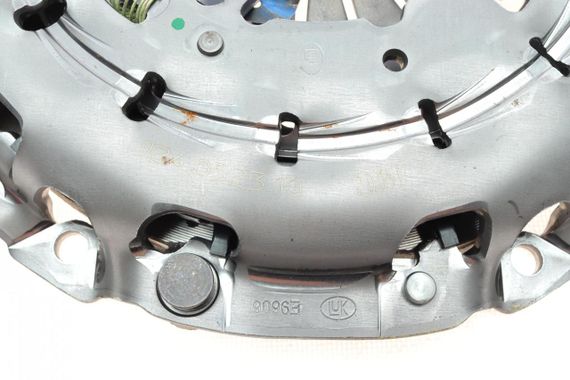 Комплект зчеплення BMW 3 F30 F80 5 F10 G30 F90 13- B47 N47 d=240mm  + вичавний  624 3726 00 | Зображення 6