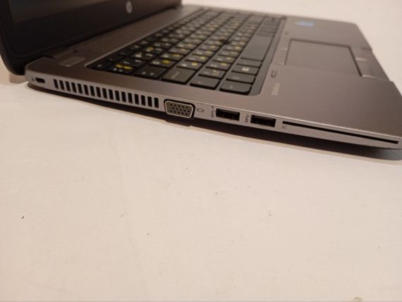 Ультрабук Б-клас HP EliteBook 840 G1 / 14" (1366x768) TN / Intel Core i5-4210U (2 (4) ядра по 1.7 - 2.7 GHz) / 8 GB DDR3 / 120 GB SSD / Intel HD Graphics 4400 / WebCam / Без АКБ б/в | Зображення 3