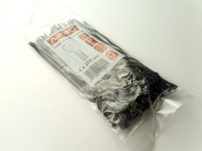 Хомут пластиковий APRO 200х4 (100 шт. в уп.) чорний, 1 ПАКОВКА (CT-B4200)